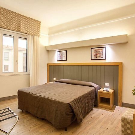 Hotel Delle Nazioni Флоренція Екстер'єр фото