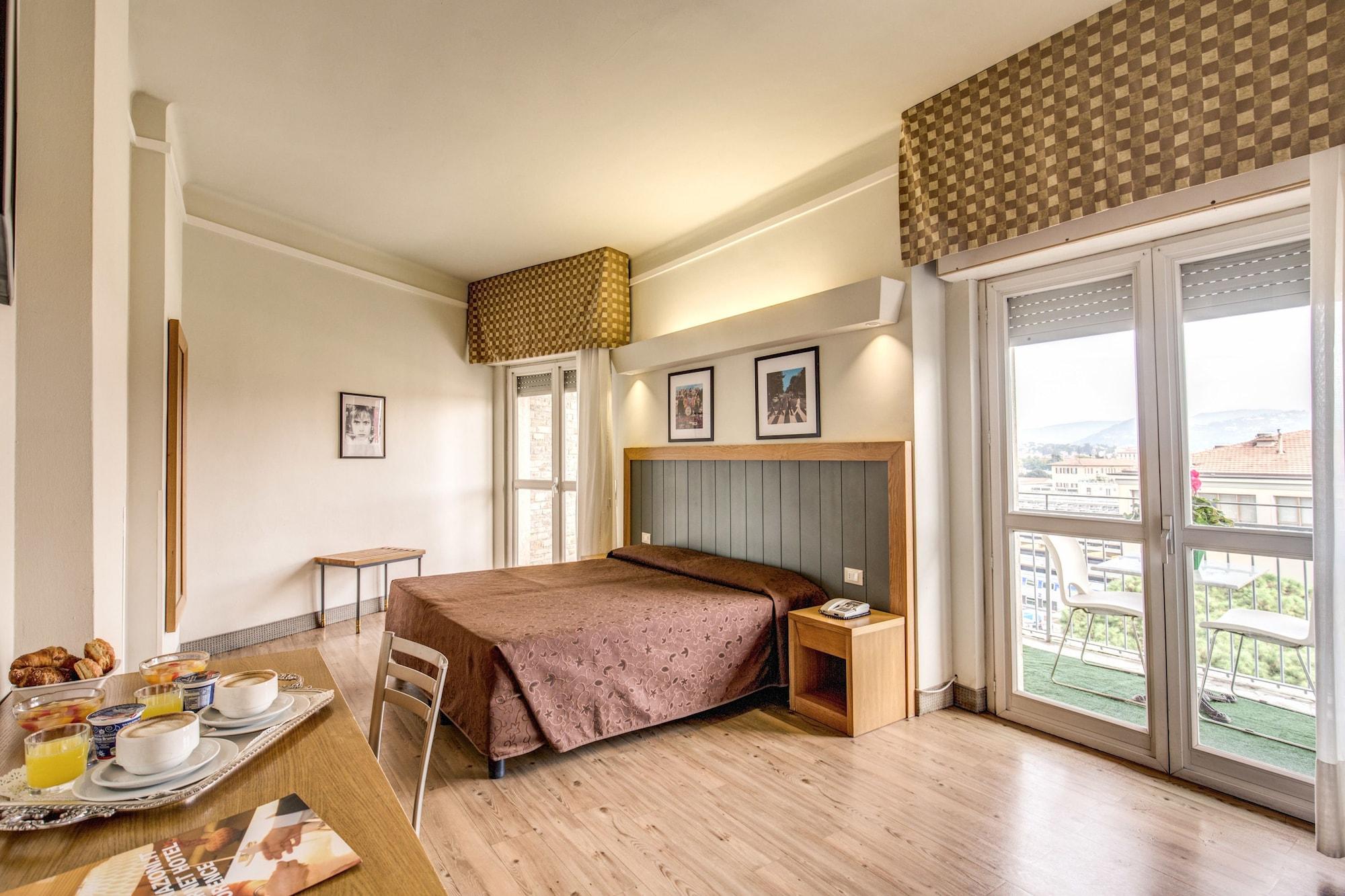Hotel Delle Nazioni Флоренція Екстер'єр фото