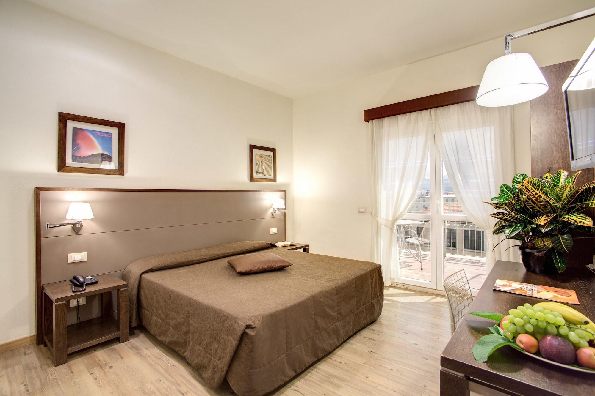 Hotel Delle Nazioni Флоренція Екстер'єр фото