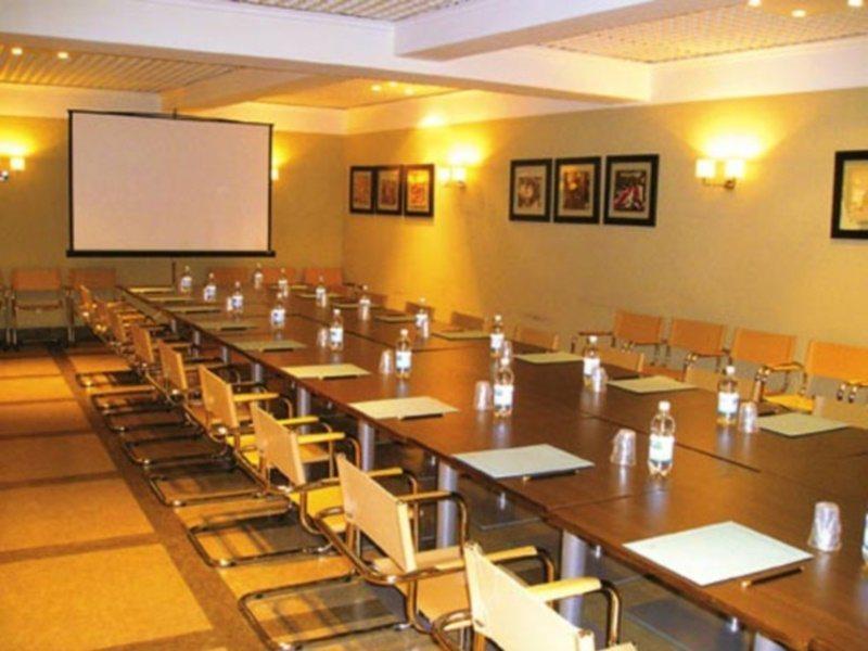 Hotel Delle Nazioni Флоренція Бізнес фото