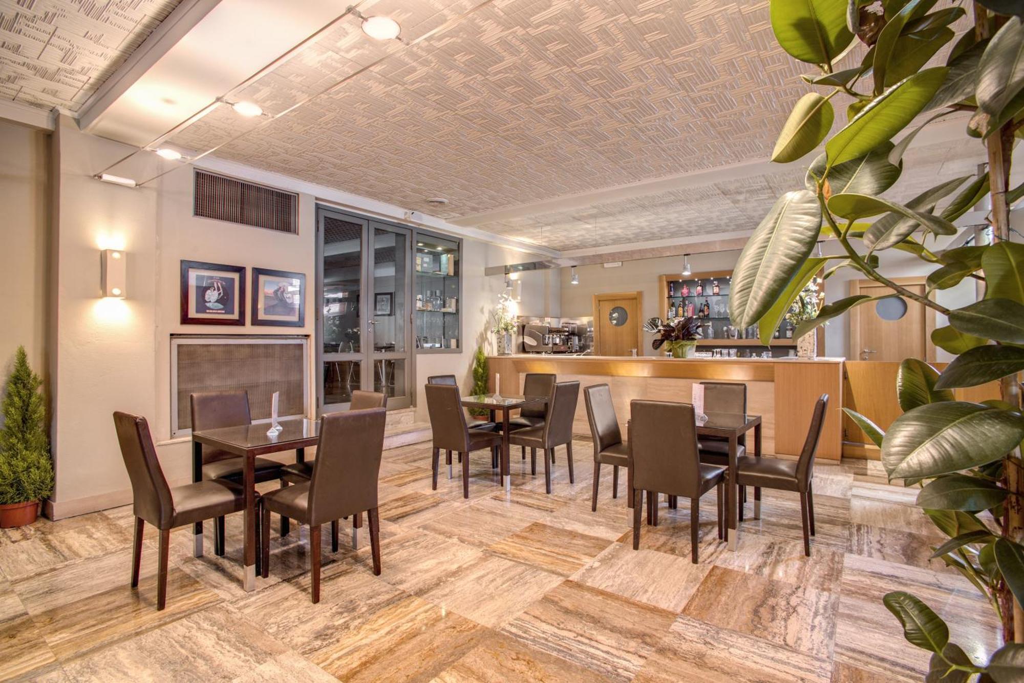 Hotel Delle Nazioni Флоренція Ресторан фото