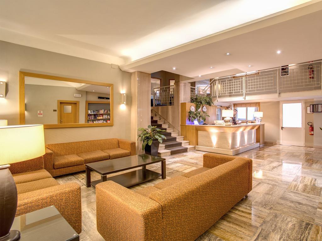 Hotel Delle Nazioni Флоренція Екстер'єр фото