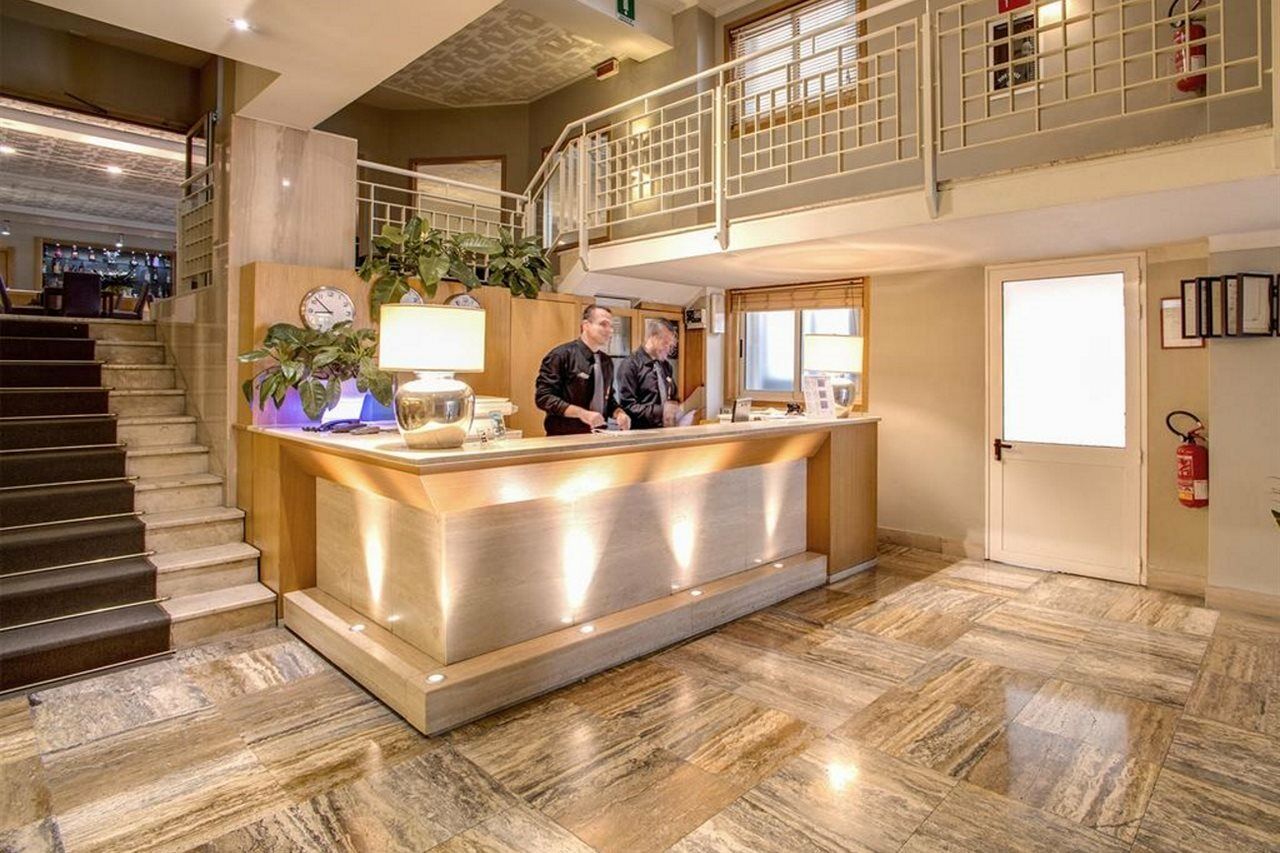 Hotel Delle Nazioni Флоренція Екстер'єр фото